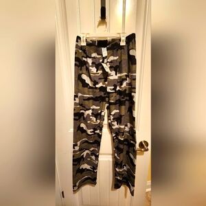 Children's Place Boys Fleece Camo Pajama Pants